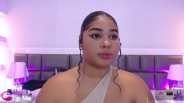 LennaEvans online show from 5, 12, 2025