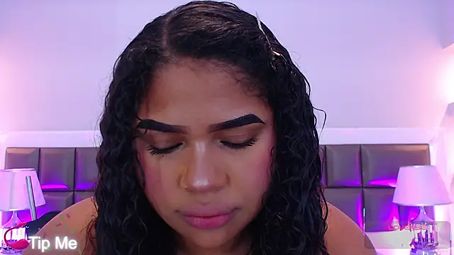 LennaEvans online show from 18, 12, 2025