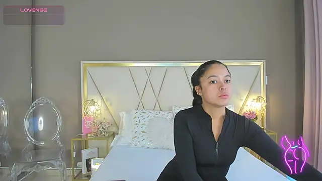 BiancaDior online show from 8, 9, 2025