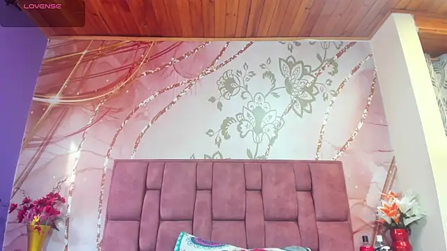 Snapshot of luna_maisonn chatting on 5, 11, 2025 luna maisonn online show from 5, 11, 2025