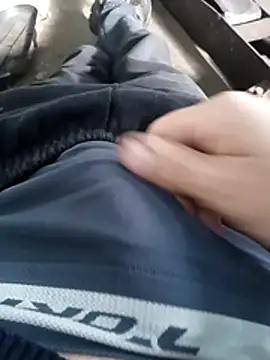 bemmagrinho36 online show from 31, 10, 2025