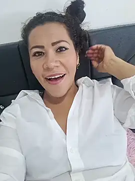 zoe stp latina online show from 20, 12, 2025