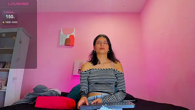 Snapshot of Georgina_Ferri_ chatting on 7, 10, 2025 Georgina Ferri  online show from 7, 10, 2025