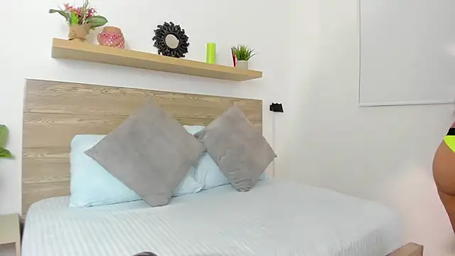 atenea blaack online show from 23, 9, 2025