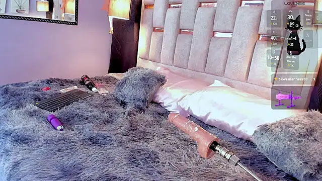 melody-rouss online show from 31, 10, 2025