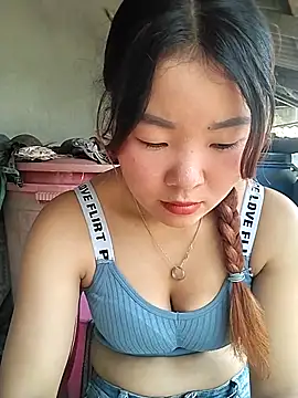 lylylove online show from 14, 6, 2026