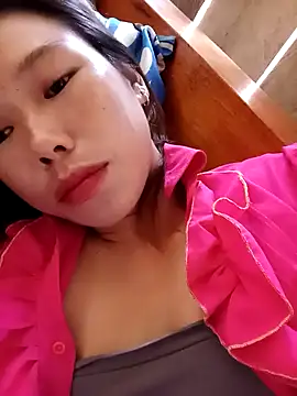 Ngocmi909 online show from 16, 10, 2025