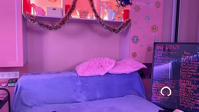 Crystallana online show from 7, 1, 2025