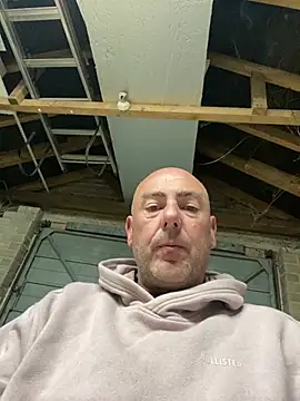 Richmcgee online show from 30, 4, 2026