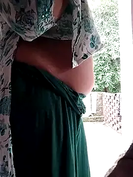 Snapshot of Miss_Sahiba chatting on 3, 10, 2025 Miss Sahiba online show from 3, 10, 2025