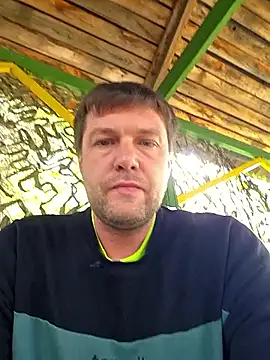 Snapshot of ZeoNVi chatting on 13, 4, 2026 ZeoNVi online show from 13, 4, 2026