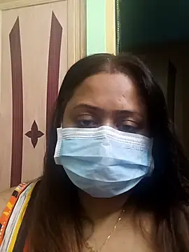 Snapshot of parvati91 chatting on 16, 10, 2025 parvati91 online show from 16, 10, 2025