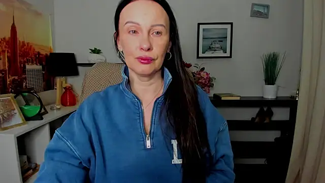 Velvet Jasmine online show from 21, 11, 2025