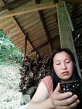 miss-su online show from 28, 4, 2026