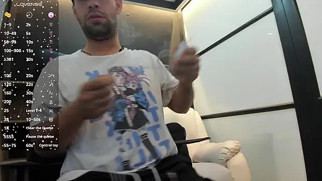 Snapshot of JhoanMontes chatting on 25, 9, 2025 JhoanMontes online show from 25, 9, 2025