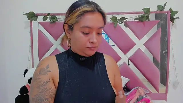 bellalumi online show from 25, 11, 2025