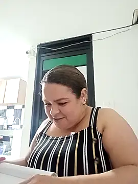 Miss Adriana01 online show from 6, 5, 2026