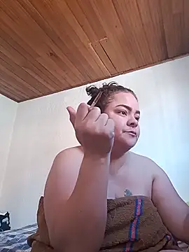 Miss Adriana01 online show from 26, 5, 2026