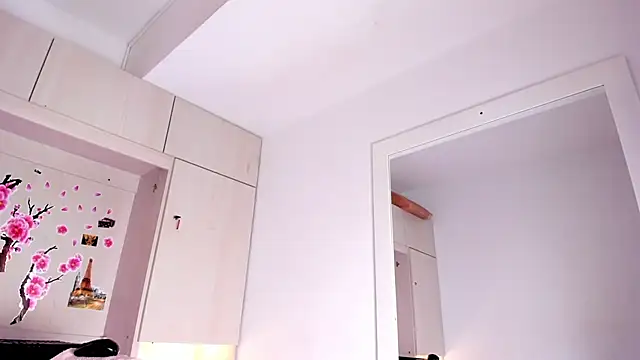 Snapshot of Stefannyevans_ chatting on 9, 10, 2025 Stefannyevans  online show from 9, 10, 2025