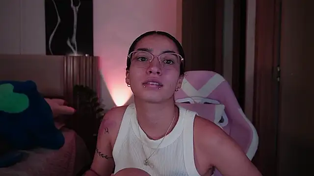 Snapshot of EmystarX chatting on 30, 4, 2026 EmystarX online show from 30, 4, 2026