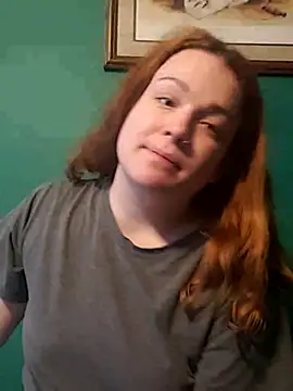 Snapshot of blonde_milf2004 chatting on 10, 9, 2025 blonde milf2004 online show from 10, 9, 2025