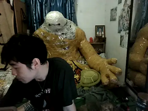 Snapshot of moaman190 chatting on 13, 10, 2025 moaman190 online show from 13, 10, 2025