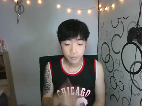 Snapshot of moaman190 chatting on 19, 10, 2025 moaman190 online show from 19, 10, 2025