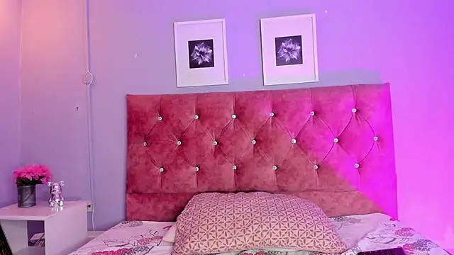 GabiHills online show from 8, 5, 2026