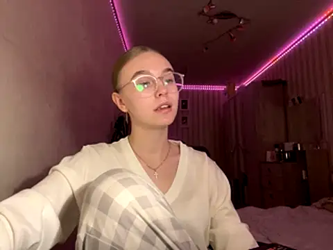 bellameow88 online show from 12, 11, 2025