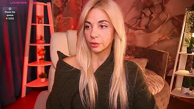 BellaRayyy online show from 10, 3, 2026