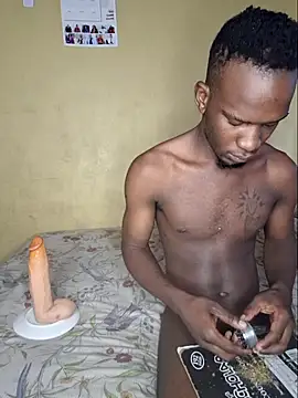 Snapshot of RAWFREAKYVERSE chatting on 14, 3, 2026 RAWFREAKYVERSE online show from 14, 3, 2026