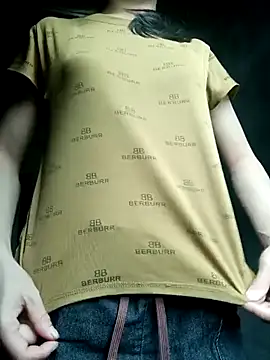 Snapshot of Ananine chatting on 22, 10, 2025 Ananine online show from 22, 10, 2025