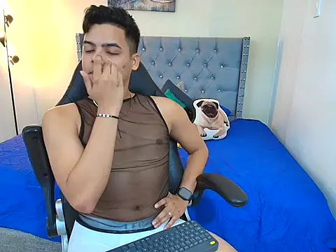 Snapshot of stewart_mateo_ chatting on 18, 9, 2025 stewart mateo  online show from 18, 9, 2025