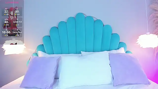 AlassiaHocthner online show from 7, 11, 2025