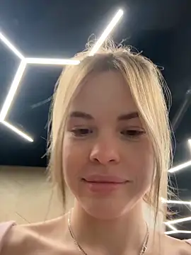 Snapshot of SMELLSEX chatting on 17, 12, 2025 SMELLSEX online show from 17, 12, 2025