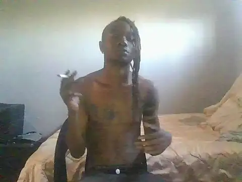 Snapshot of Nykho17 chatting on 2, 10, 2025 Nykho17 online show from 2, 10, 2025