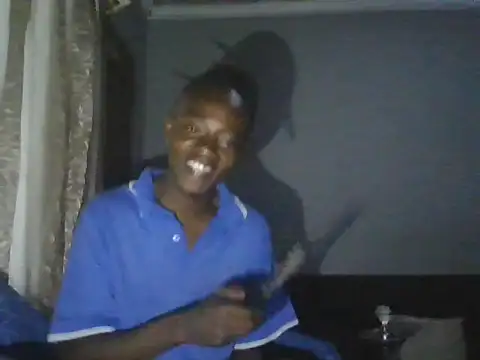 Snapshot of Nykho17 chatting on 22, 10, 2025 Nykho17 online show from 22, 10, 2025