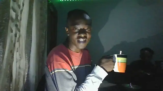 Snapshot of Nykho17 chatting on 3, 11, 2025 Nykho17 online show from 3, 11, 2025