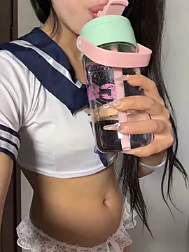 Snapshot of jingjing005 chatting on 18, 3, 2026 jingjing005 online show from 18, 3, 2026