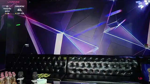 Snapshot of yuer2563 chatting on 19, 12, 2025 yuer2563 online show from 19, 12, 2025