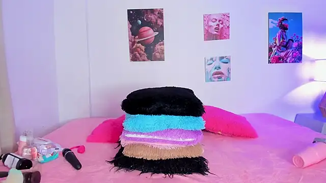 hailey hadid online show from 9, 1, 2026