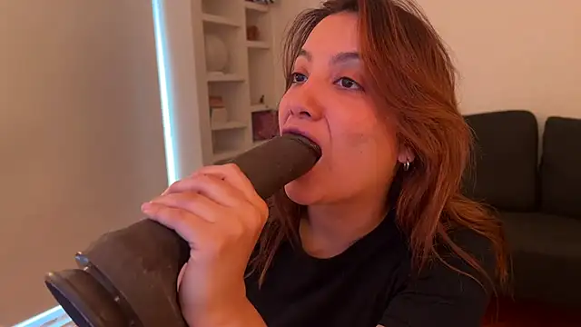 Snapshot of annaxxxb chatting on 9, 10, 2025 annaxxxb online show from 9, 10, 2025