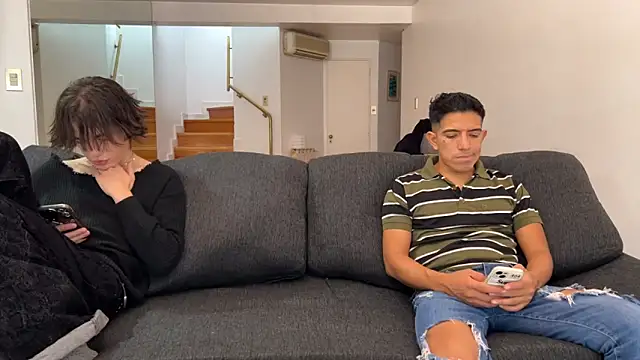 Snapshot of lenruy chatting on 14, 4, 2026 lenruy online show from 14, 4, 2026