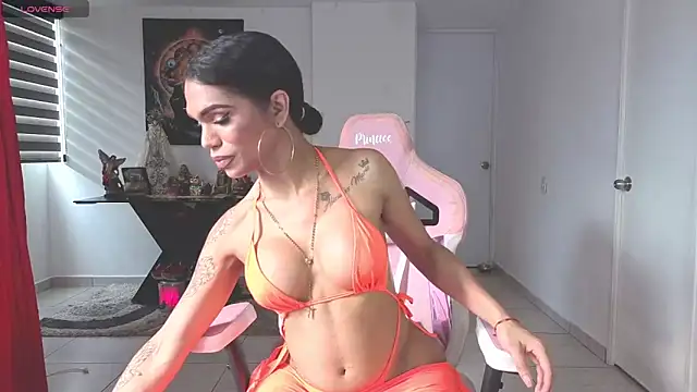 Snapshot of isabella_pearl_ chatting on 15, 4, 2026 isabella pearl online show from 15, 4, 2026