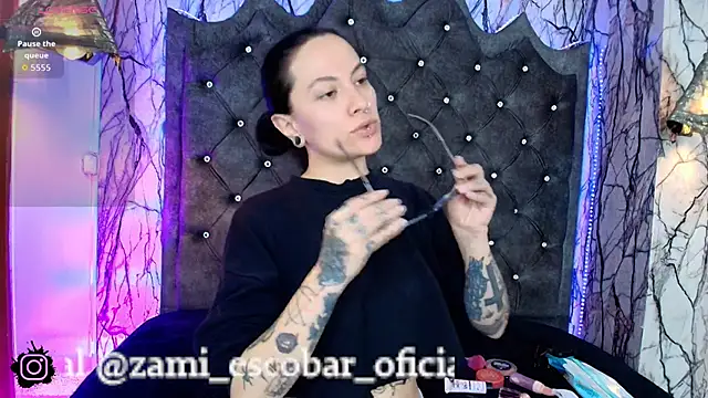 Zami Escobar of online show from 21, 9, 2025