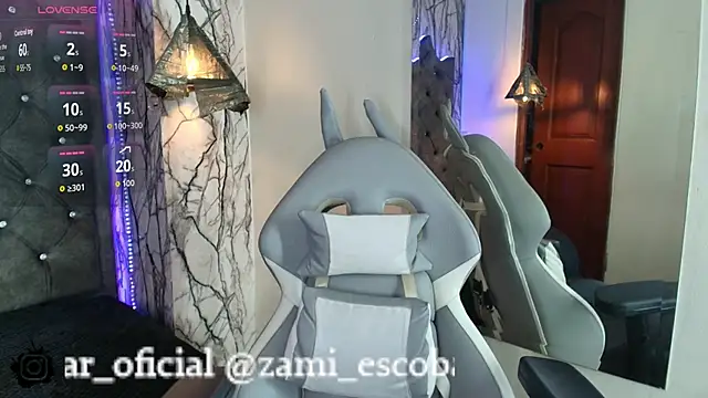 Zami Escobar of online show from 3, 10, 2025