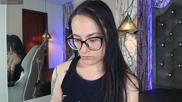 Zami Escobar of online show from 8, 10, 2025