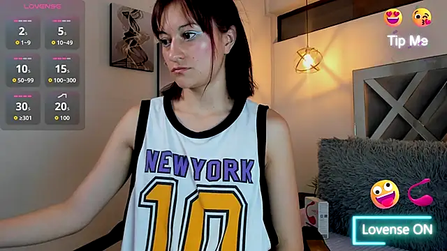 Snapshot of Candy_Hott7 chatting on 17, 9, 2025 Candy Hott7 online show from 17, 9, 2025