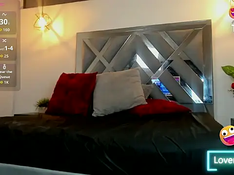 Snapshot of Candy_Hott7 chatting on 17, 10, 2025 Candy Hott7 online show from 17, 10, 2025