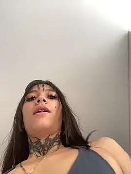 Miss-Jimena online show from 28, 10, 2025